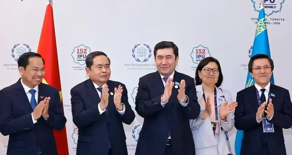 Việt Nam &ndash; Kazakhstan tăng cường hợp t&aacute;c nghị viện v&agrave; song phương- Ảnh 1.
