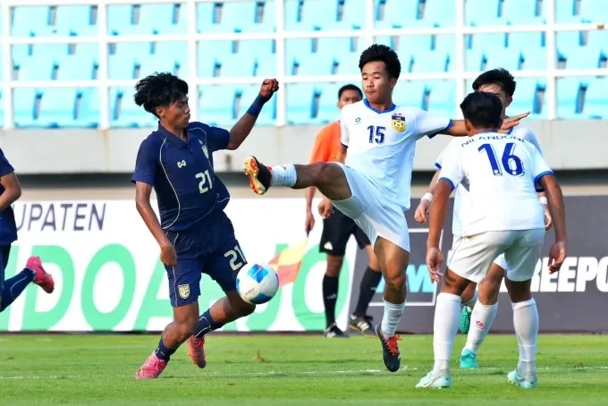 Th&aacute;i Lan thua ngược L&agrave;o 2-3, bị loại cay đắng tại U17 Đ&ocirc;ng Nam &Aacute; 2026- Ảnh 1.
