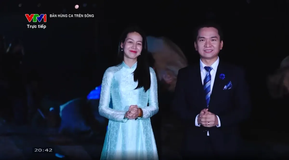 Bản h&ugrave;ng ca tr&ecirc;n s&ocirc;ng: Trang nghi&ecirc;m, x&uacute;c động v&agrave; gi&agrave;u sức lay động- Ảnh 1.