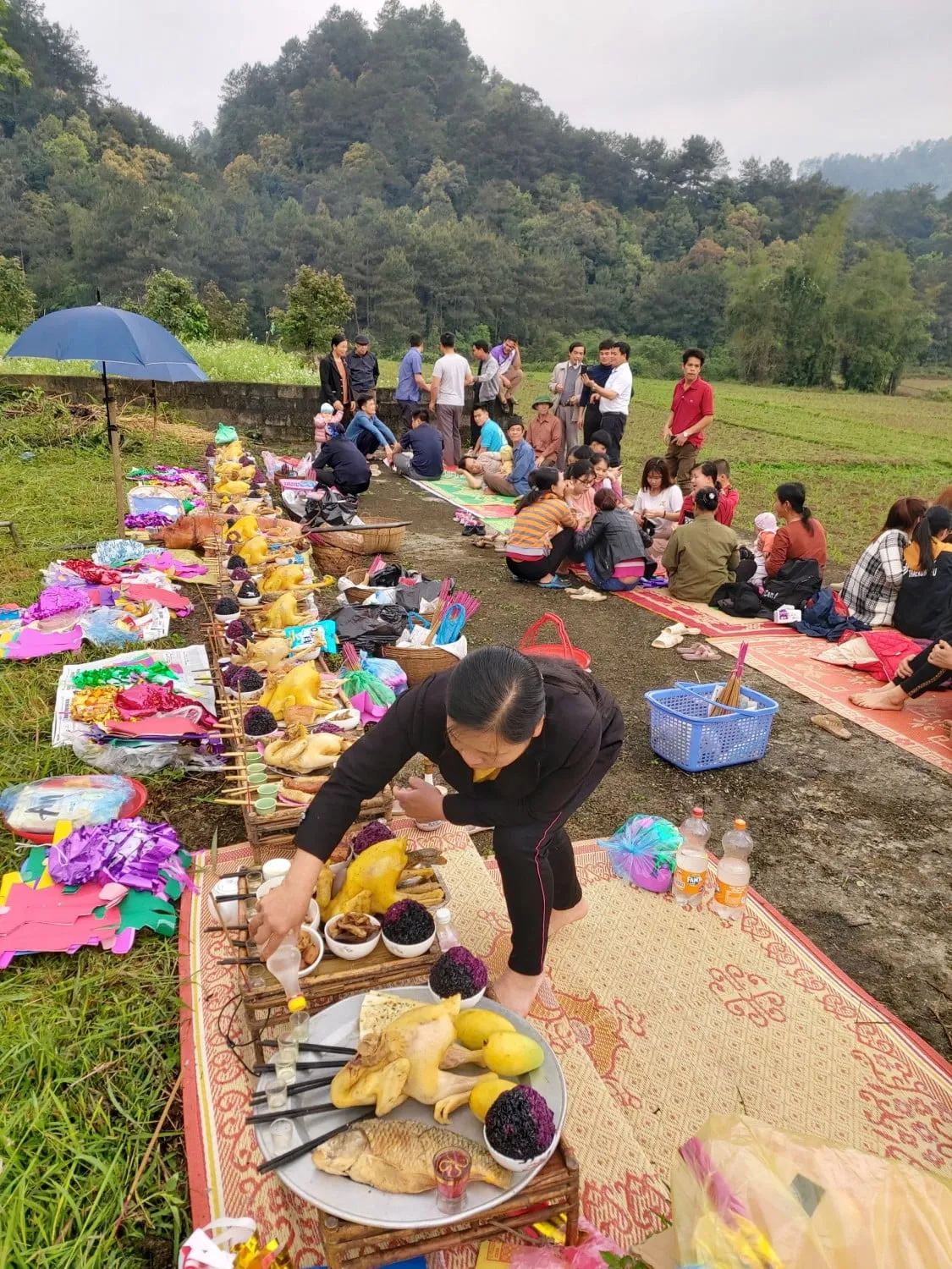 Thanh minh tr&ecirc;n non ng&agrave;n Cao Bằng: L&ograve;ng hiếu nghĩa nở hoa giữa sắc xu&acirc;n bi&ecirc;n cương- Ảnh 1.