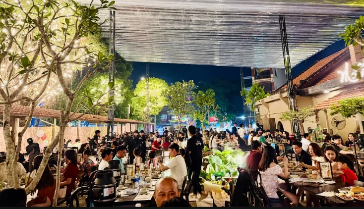 Gặp nhiều &aacute;p lực về chi ph&iacute;, hơn 60% h&agrave;ng qu&aacute;n buộc tăng gi&aacute; b&aacute;n- Ảnh 1.