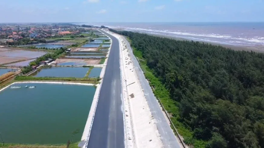 Ninh B&igrave;nh sẵn s&agrave;ng tổ chức m&ugrave;a Du lịch biển năm 2026 - Ảnh 2.