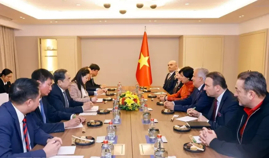 Ph&aacute;t huy vai tr&ograve; cầu nối, th&uacute;c đẩy quan hệ Việt Nam - Thổ Nhĩ Kỳ- Ảnh 1.