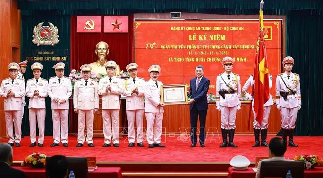 Thủ tướng L&ecirc; Minh Hưng: T&ecirc;n gọi &ldquo;Cảnh s&aacute;t h&igrave;nh sự&rdquo; m&atilde;i l&agrave; niềm tin cậy của Nh&acirc;n d&acirc;n- Ảnh 1.