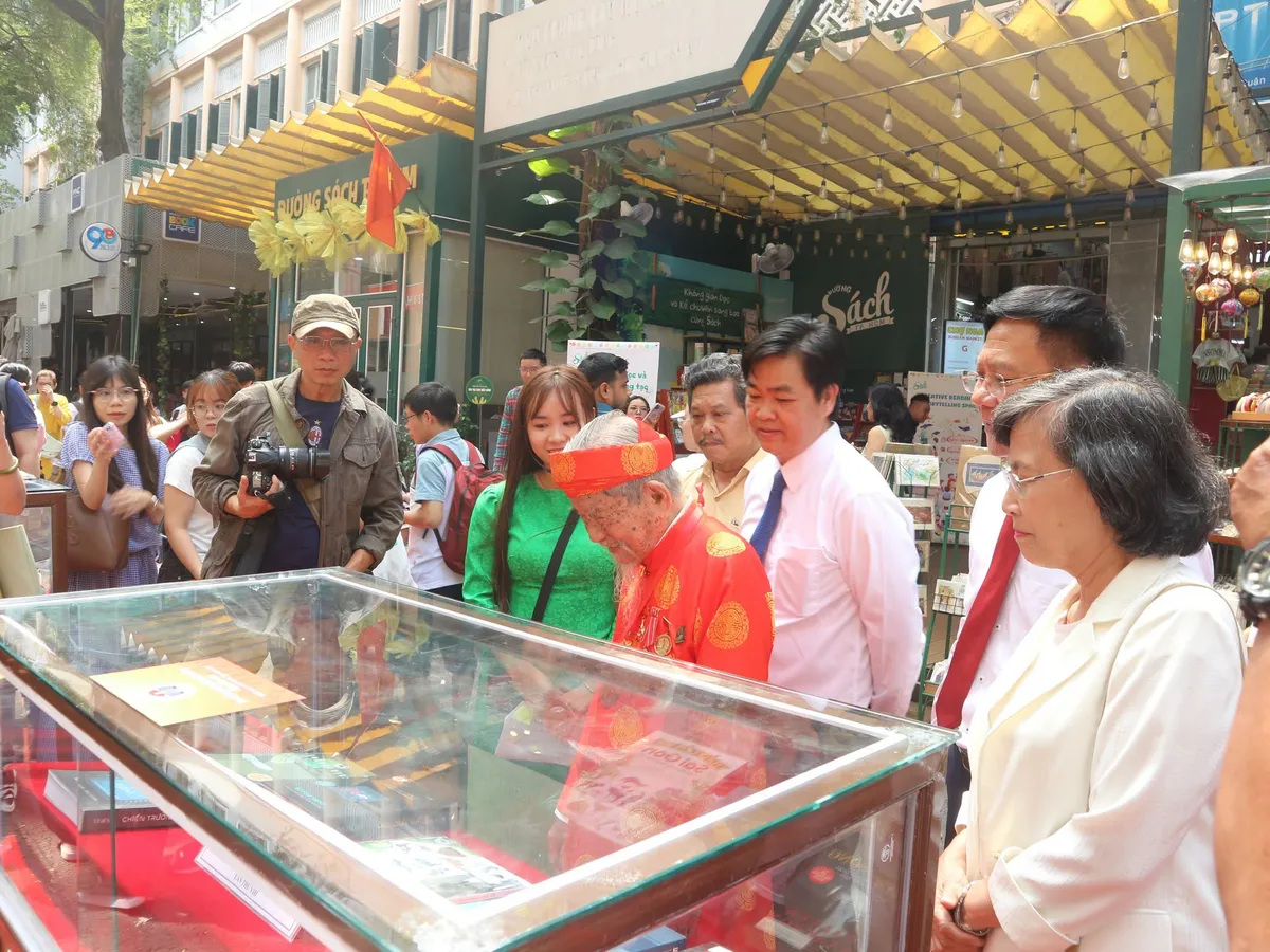 Nhiều hoạt động đặc sắc tại Ng&agrave;y S&aacute;ch v&agrave; Văn h&oacute;a đọc TP Hồ Ch&iacute; Minh lần 5- Ảnh 1.