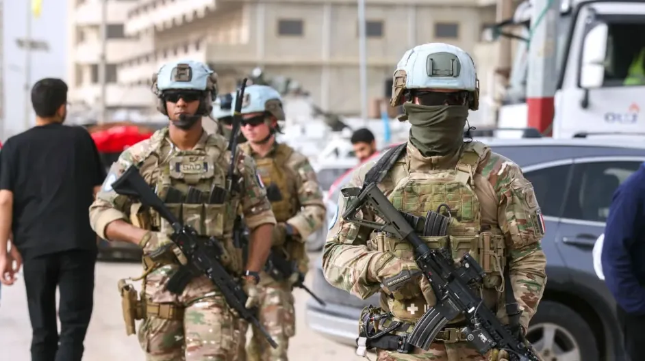 Tấn c&ocirc;ng nhằm v&agrave;o lực lượng g&igrave;n giữ h&ograve;a b&igrave;nh ở Lebanon g&acirc;y thương vong - Ảnh 1.