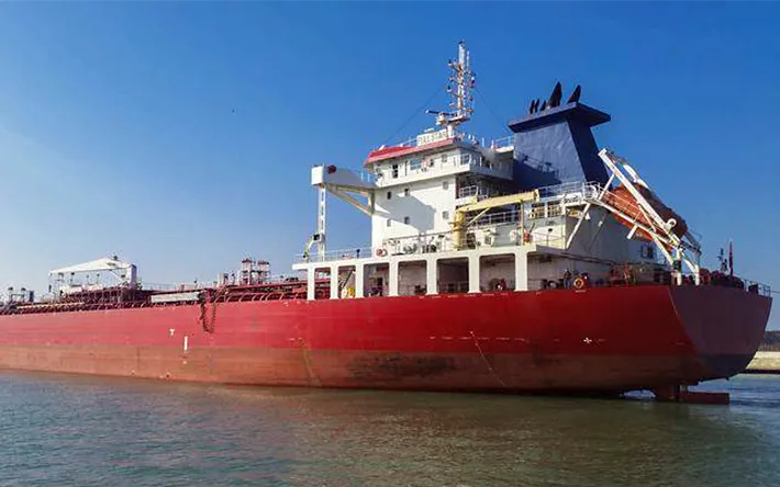 Tàu Rich Starry đã quay đầu tại Vịnh Oman vào ngày 14/4 sau khi đi qua eo biển Hormuz vào rạng sáng cùng ngày (Ảnh: Lloyd’s List Intelligence)