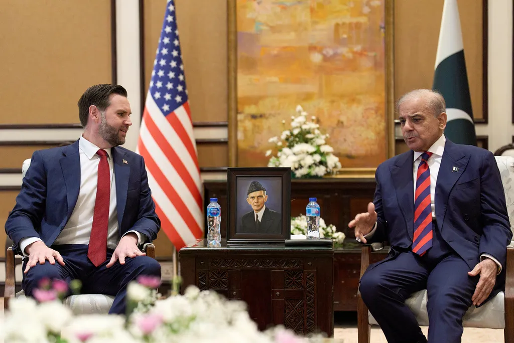 Iran chưa ấn định thời gian cho v&ograve;ng đ&agrave;m ph&aacute;n tiếp theo với Mỹ- Ảnh 1.