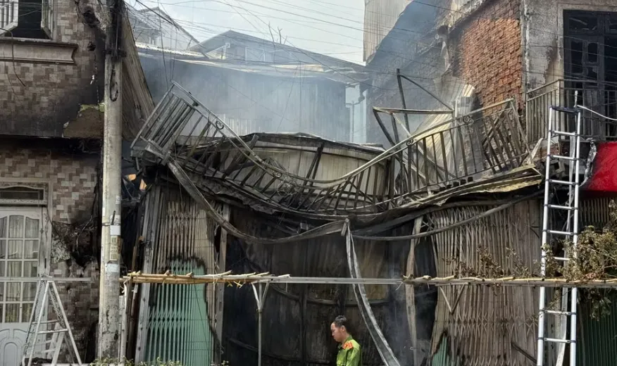 Ch&aacute;y lớn nhiều căn nh&agrave; ở trung t&acirc;m Đ&agrave; Lạt - Ảnh 4.