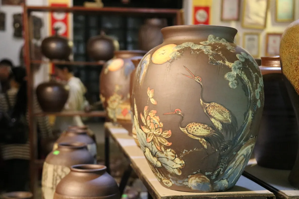 Giữ lửa cho gốm Phước T&iacute;ch- Ảnh 9.