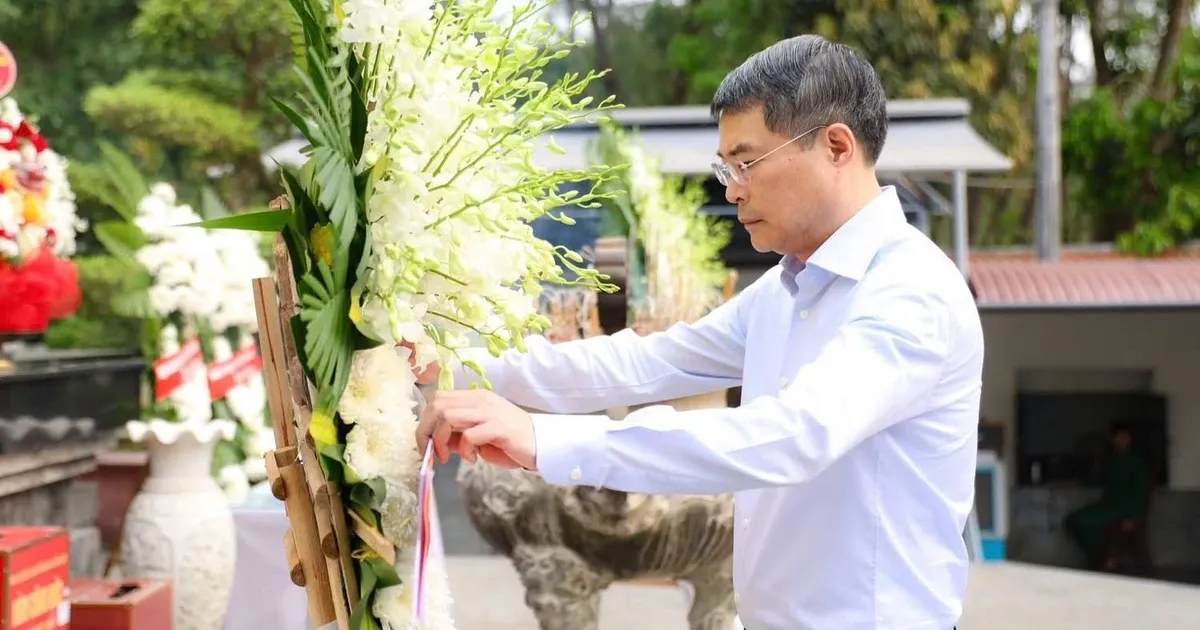 Thủ tướng L&ecirc; Minh Hưng d&acirc;ng hương tại Ng&atilde; ba Đồng Lộc - Ảnh 2.