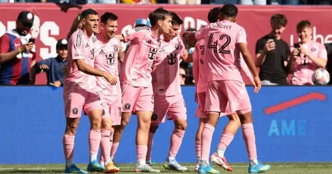 Lionel Messi lập c&uacute; đ&uacute;p, Inter Miami thắng kịch t&iacute;nh Colorado tại MLS- Ảnh 1.