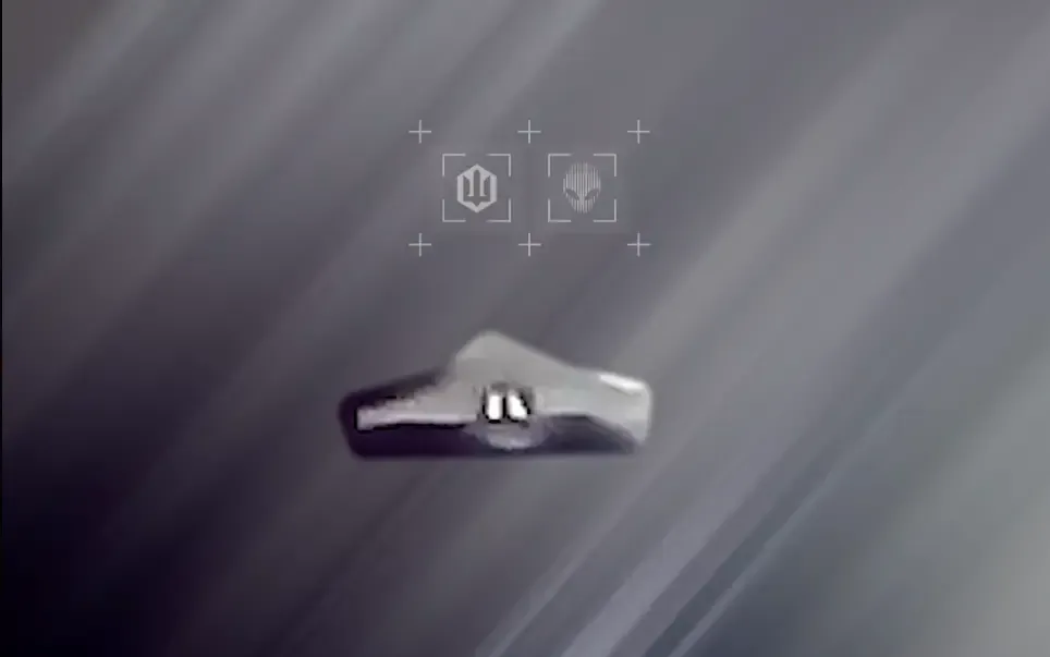 Ảnh chụp màn hình đoạn video về lần đầu tiên Ukraine đánh chặn một UAV kiểu Shahed của Nga bằng máy bay không người lái đánh chặn được phóng từ tàu mặt nước không người lái. (Telegram)