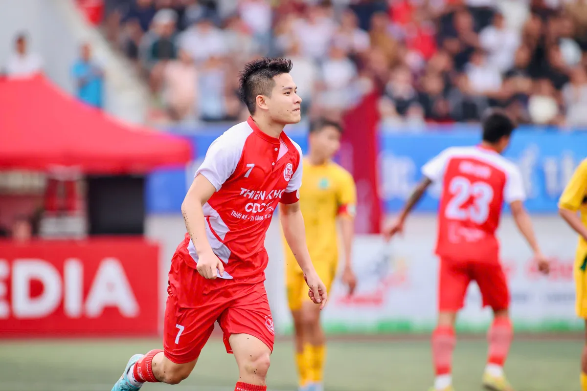 Thiên Khôi "xưng vương" tại Siêu Cúp bóng đá 7 người Quốc gia 2026- Ảnh 2.