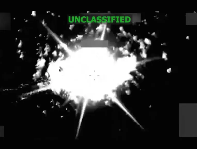 Mỹ tấn c&ocirc;ng t&agrave;u nghi chở ma t&uacute;y khiến 3 người thiệt mạng ở Biển Caribe- Ảnh 1.