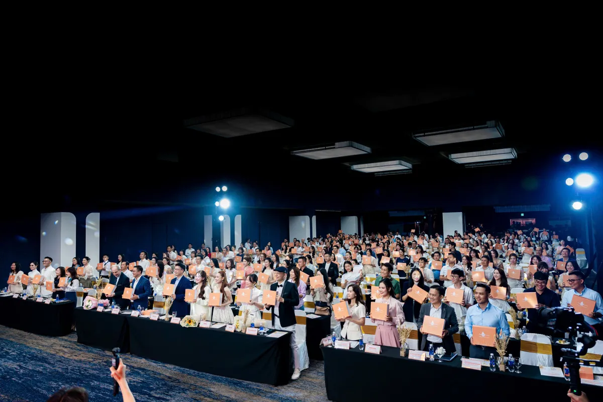 Hunmed trao hỗ trợ 300 triệu đồng cho chương tr&igrave;nh Tr&aacute;i tim cho em- Ảnh 3.