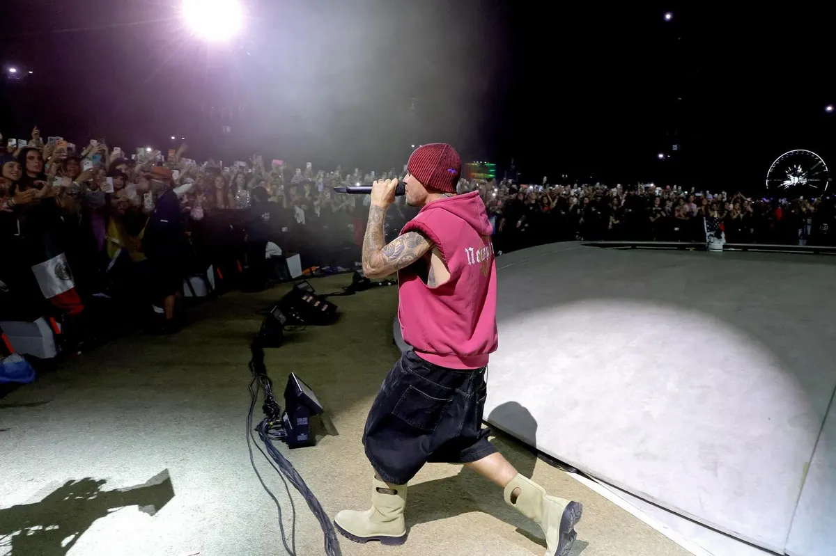 Justin Bieber khuấy động Coachella cuối tuần 2 với m&agrave;n trở lại đầy thắng lợi - Ảnh 3.