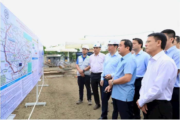 TP H&agrave; Nội th&uacute;c đẩy tiến độ c&aacute;c dự &aacute;n trọng điểm- Ảnh 1.