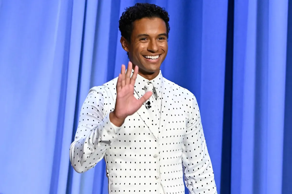 Jaafar Jackson: H&agrave;nh tr&igrave;nh h&oacute;a th&acirc;n th&agrave;nh &ldquo;&Ocirc;ng ho&agrave;ng nhạc Pop&rdquo; - Ảnh 1.