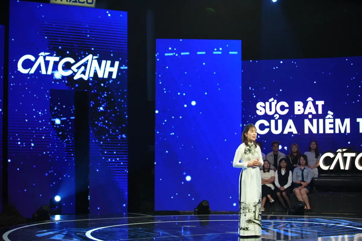 Cất c&aacute;nh th&aacute;ng 4: V&igrave; một Việt Nam ph&aacute;t triển bền vững v&agrave; đầy kh&aacute;t vọng - Ảnh 4.