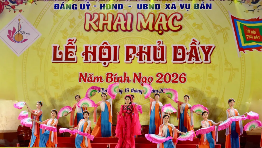 Ninh B&igrave;nh khai hội Phủ Dầy 2026: T&ocirc;n vinh t&iacute;n ngưỡng thờ Mẫu - Ảnh 1.