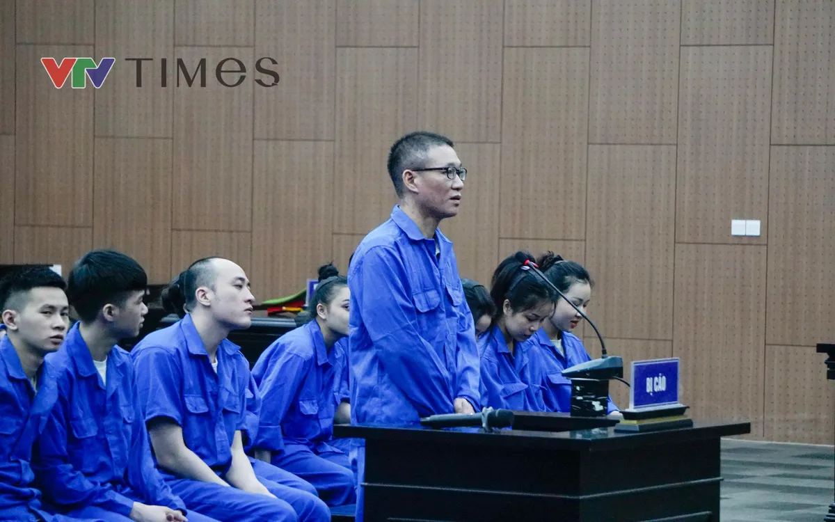 Bị cáo Phạm Quang Thiện, cựu Phó Chủ tịch UBND phường Phú Lãm (quận Hà Đông cũ) tại toà. (ảnh: Phùng Anh)