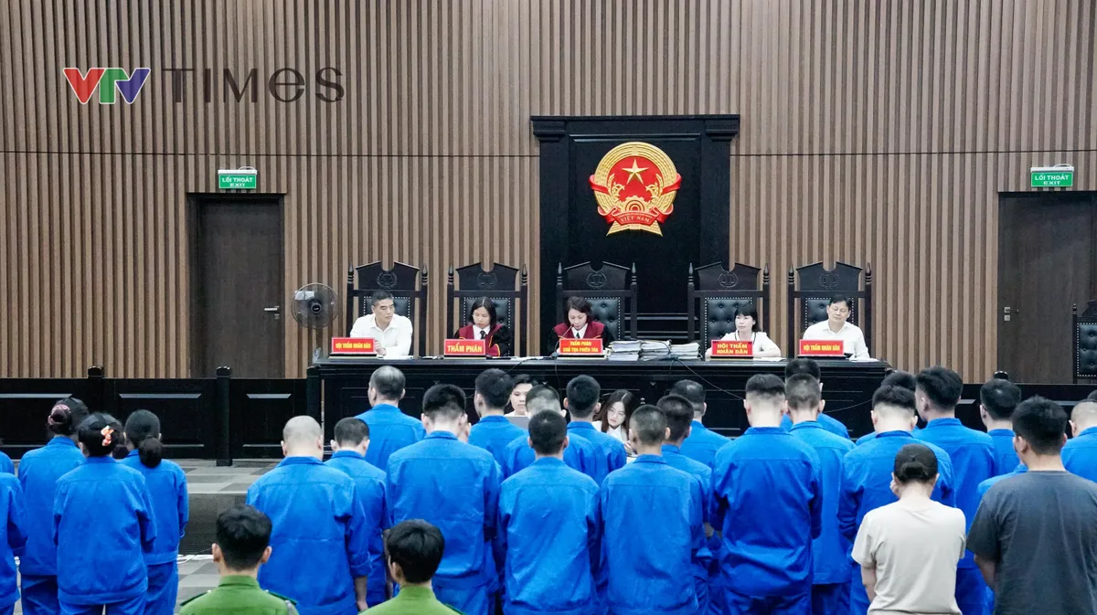 Cựu Ph&oacute; Chủ tịch phường lĩnh 7 năm t&ugrave; trong vụ &ldquo;bay lắc&rdquo; c&ugrave;ng 2 nh&acirc;n vi&ecirc;n nữ- Ảnh 1.