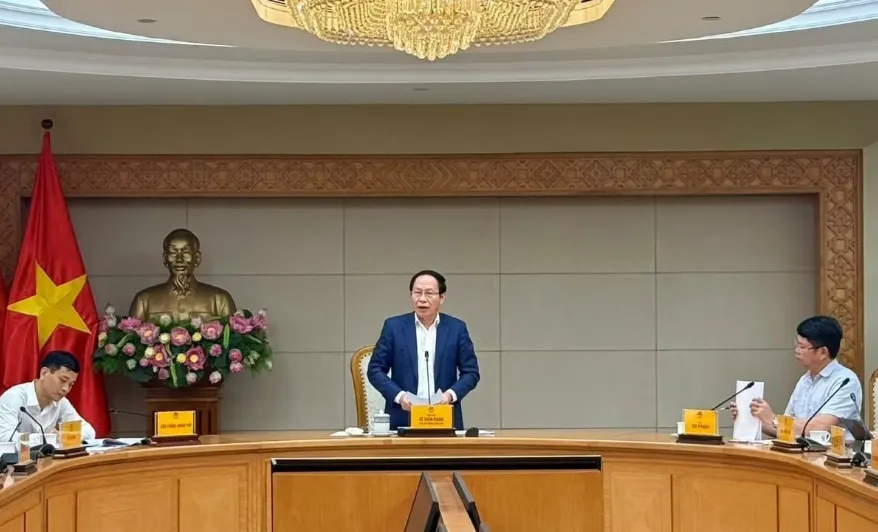 Khẩn trương th&aacute;o gỡ c&aacute;c điểm nghẽn trong hệ thống văn bản quy phạm ph&aacute;p luật - Ảnh 1.