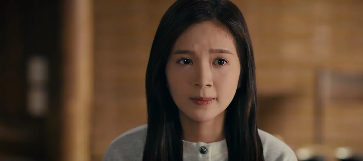 Ngược đường ngược nắng - Tập 15: &Acirc;n o&aacute;n giữa hai gia đ&igrave;nh Mai - Trung li&ecirc;n quan tới c&aacute;i chết của vợ &ocirc;ng Ph&uacute;c - Ảnh 1.