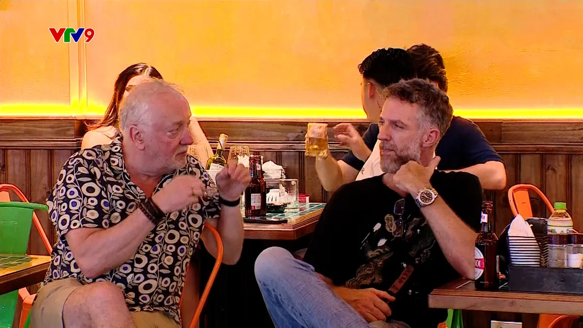 Sequence 55.00_32_41_06.Still121.jpg