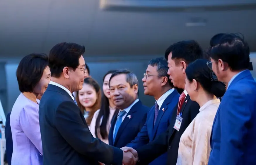 Tổng thống H&agrave;n Quốc Lee Jae Myung v&agrave; Phu nh&acirc;n thăm cấp Nh&agrave; nước tới Việt Nam - Ảnh 2.