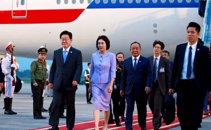 Tổng thống H&agrave;n Quốc Lee Jae Myung v&agrave; Phu nh&acirc;n thăm cấp Nh&agrave; nước tới Việt Nam - Ảnh 3.