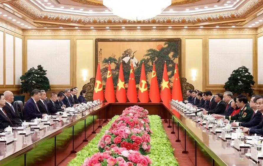 Đại sứ H&agrave; Vĩ: Trung Quốc lu&ocirc;n muốn đứng kề vai s&aacute;t c&aacute;nh c&ugrave;ng Việt Nam - Ảnh 6.