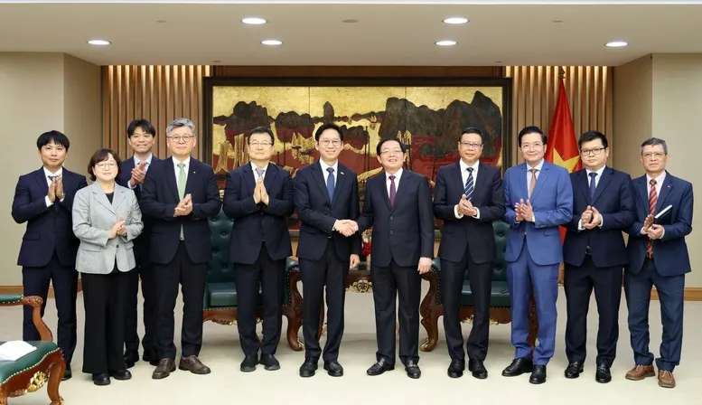 Ph&oacute; Thủ tướng Hồ Quốc Dũng tiếp Ph&oacute; Thủ tướng H&agrave;n Quốc Bae Kyung Hoon- Ảnh 1.