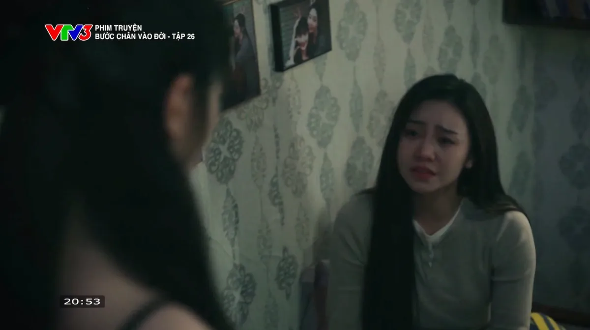 Bước ch&acirc;n v&agrave;o đời - Tập 26: Thương đau x&oacute;t biết Trang g&agrave;i bẫy h&atilde;m hại Qu&acirc;n - Ảnh 10.