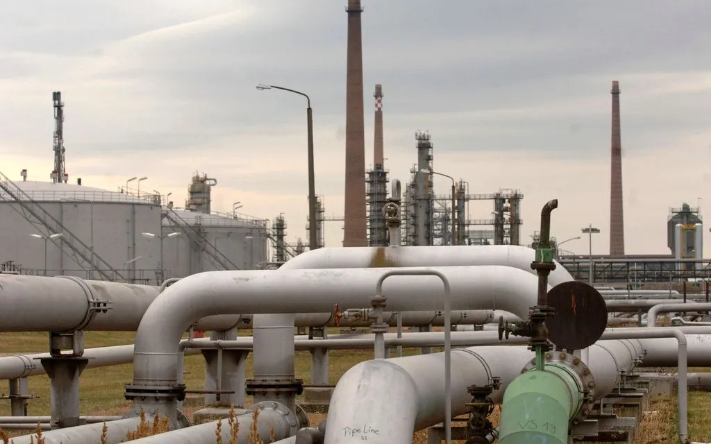 Trạm bơm ở cuối đường ống dẫn dầu Druzhba tại nhà máy lọc dầu PCK ở Schwedt, miền Đông nước Đức (Ảnh: AP)