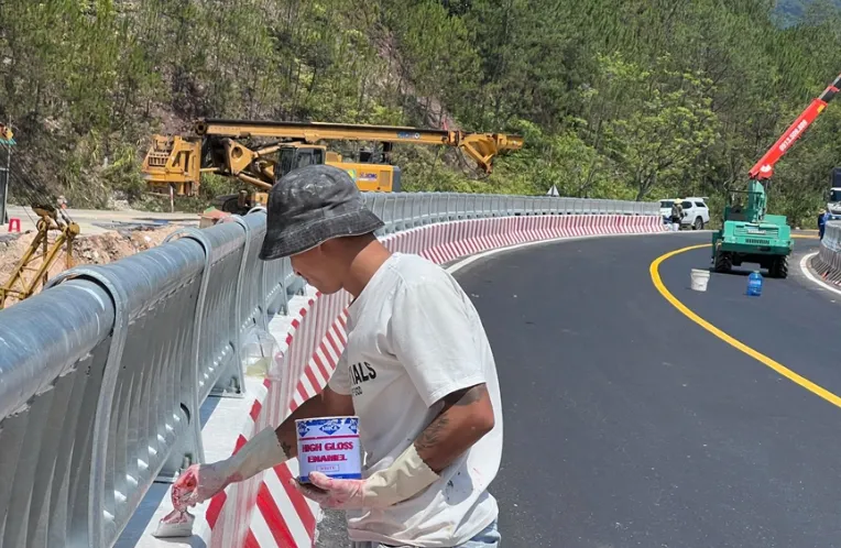 Th&ocirc;ng xe cầu cạn tr&ecirc;n đ&egrave;o Mimosa trước dịp lễ 30/4 - Ảnh 2.