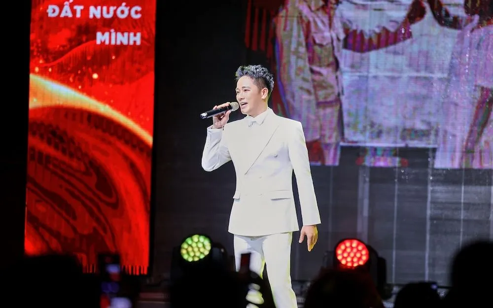 Anh Quân Idol lan tỏa niềm tự hào dân tộc với MV "Việt Nam khúc kiêu hùng"
