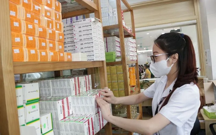 Công khai, minh bạch toàn bộ giá thuốc và thiết bị y tế, đảm bảo quyền lợi của người bệnh. Ảnh: Sở Y tế Hà Nội