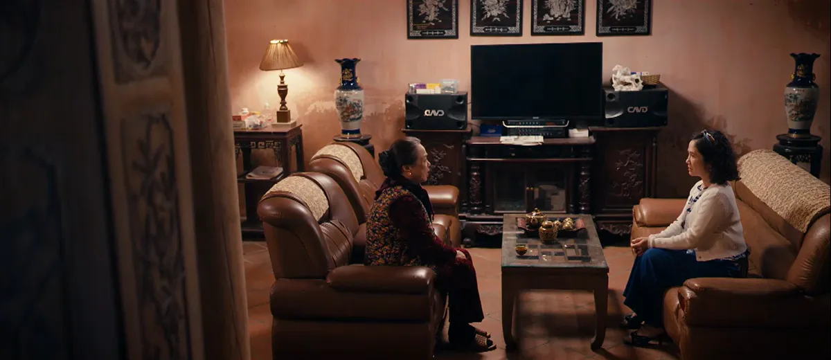 Ngược đường ngược nắng - Tập 16: Trung - Mai cả đêm không về, gia đình hai bên như ngồi trên đống lửa - Ảnh 10.