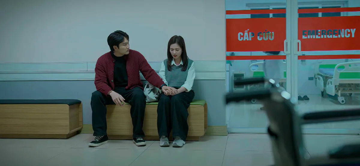 Ngược đường ngược nắng: Sức h&uacute;t từ chuyện t&igrave;nh y&ecirc;u dung dị v&agrave; sự va chạm giữa hai thế hệ - Ảnh 5.