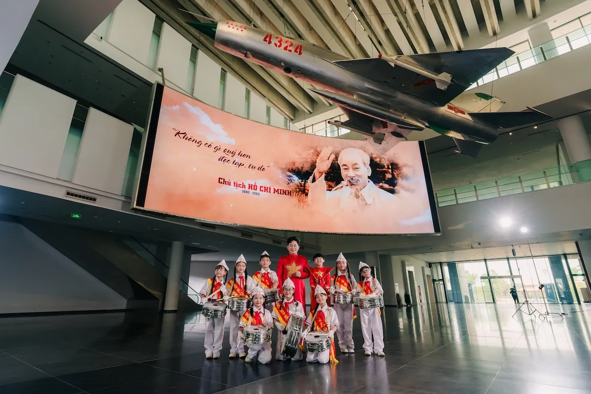 Nhạc sĩ Phạm Tuy&ecirc;n v&agrave; ca sĩ T&ugrave;ng Dương tham gia MV "C&oacute; B&aacute;c trong tim"- Ảnh 2.