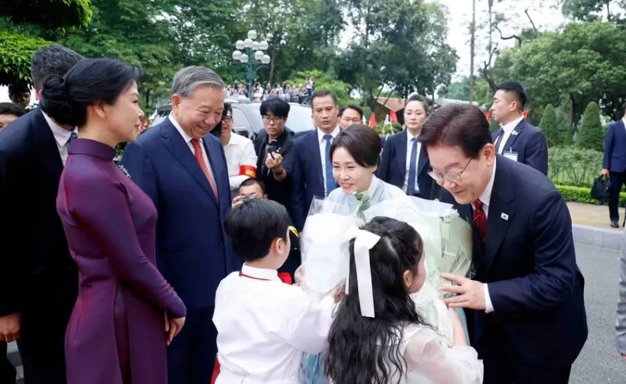 Tổng B&iacute; thư, Chủ tịch nước T&ocirc; L&acirc;m chủ tr&igrave; Lễ đ&oacute;n ch&iacute;nh thức Tổng thống H&agrave;n Quốc - Ảnh 2.