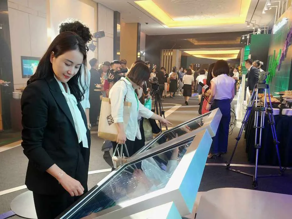 Ng&acirc;n h&agrave;ng &lsquo;phủ b&oacute;ng&rsquo; thị trường chứng kho&aacute;n Việt- Ảnh 2.