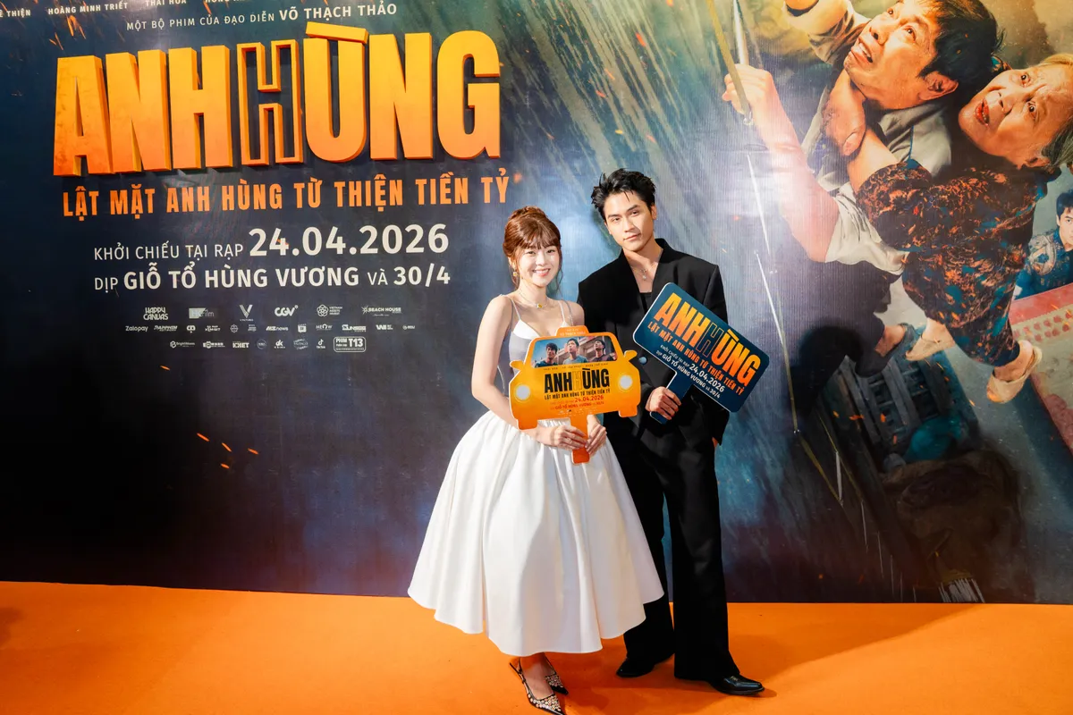 Đường đua phim dịp lễ 30/4 "nghẹ thở" từ thảm đỏ - Ảnh 6.