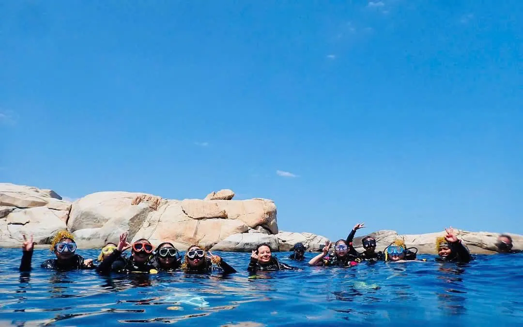 Đợt nghỉ dài cuối tháng 4 thúc đẩy du lịch nội địa tăng mạnh, với các điểm đến du lịch biển lên ngôi, phản ánh xu hướng nghỉ ngắn ngày, linh hoạt của du khách Việt.