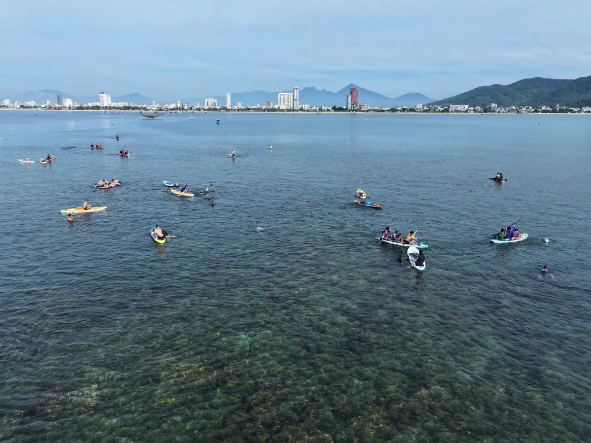 Nghỉ lễ nối d&agrave;i, du lịch ngắn ng&agrave;y v&agrave; biển dẫn dắt xu hướng - Ảnh 2.