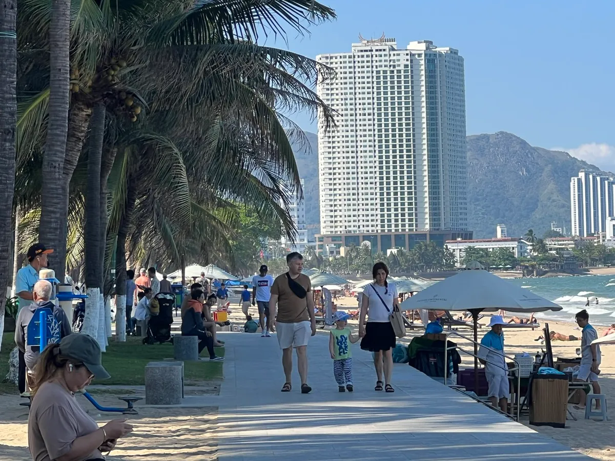 Kh&aacute;nh H&ograve;a: Tăng cường phối hợp bảo đảm an ninh trật tự trong lĩnh vực du lịch- Ảnh 1.