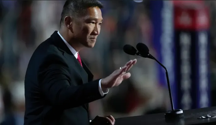 Mỹ bất ngờ sa thải Bộ trưởng Hải qu&acirc;n - Ảnh 1.