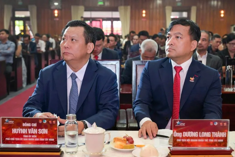 Phi&ecirc;n đối thoại VPSF 2026 tại T&acirc;y Ninh: Đề xuất ch&iacute;nh quyền thưởng doanh nghiệp- Ảnh 1.